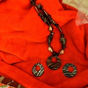 JS Collection Zebra Stripe Necklace Set